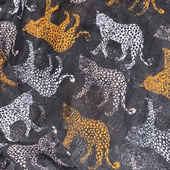 H&M zebra pattern  scarf - Picture 6 of 6